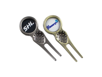 Relève pitch personnalisé pour le golf : l'accessoire incontournable pour les go