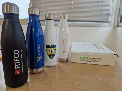 Marquage sur bouteilles : l'œil de l'expert et exemples clients